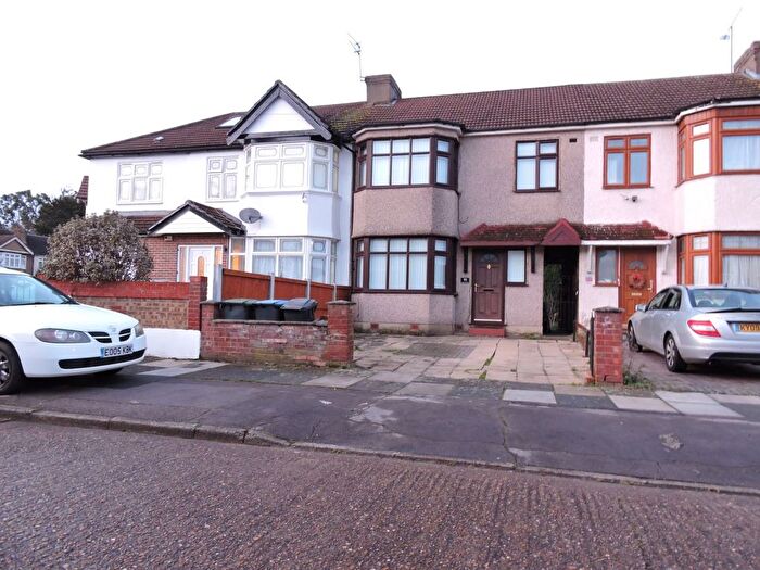 3 Bedroom Terraced House To Rent In Boleyn Avenue, Enfield, EN1