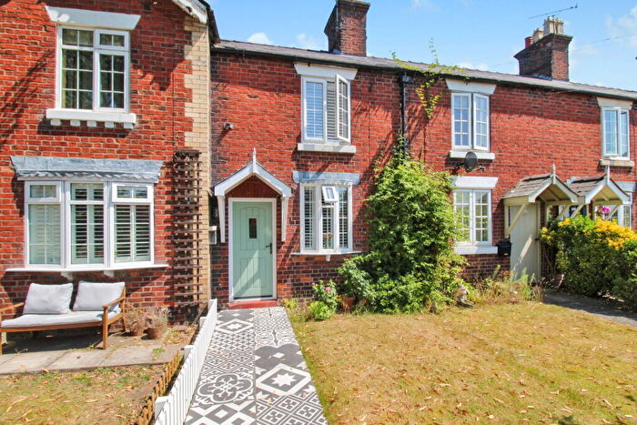 2 Bedroom Cottage For Sale In Heath Terrace, Arclid, CW11