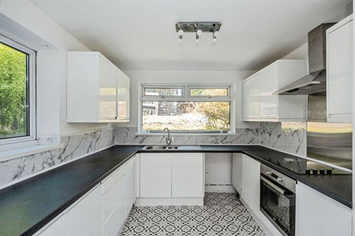 3 Bedroom End Of Terrace House For Sale In Merlin Crescent, Townhill, Swansea, SA1