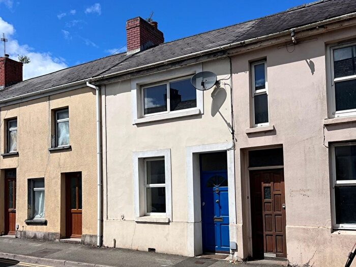 2 Bedroom Property For Sale In St Catherine Street, Carmarthen, SA31