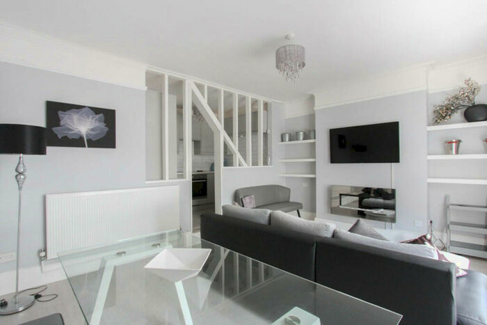 2 Bedroom Apartment To Rent In St. Georges Road, Brighton, BN2