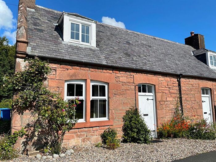 2 Bedroom Cottage For Sale In Douglas Place, Brodick, Isle Of Arran, KA27