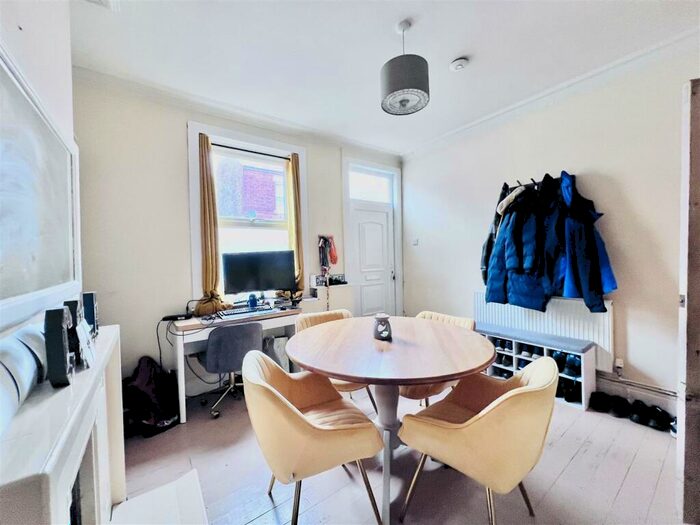 2 Bedroom Terraced House To Rent In Glapton Road, The Meadows, Nottingham, NG2