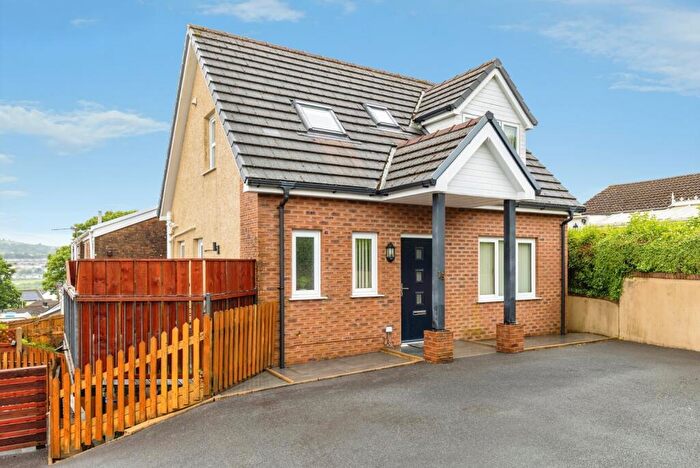 3 Bedroom Detached House For Sale In Heol Blaengwastod, Carmarthen, Carmarthenshire, SA31