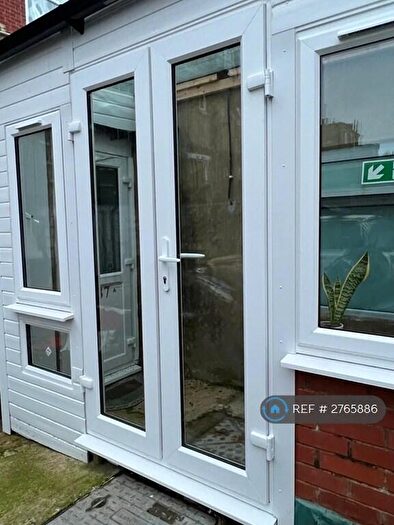 1 Bedroom Flat To Rent In Bowes Road, London, N13