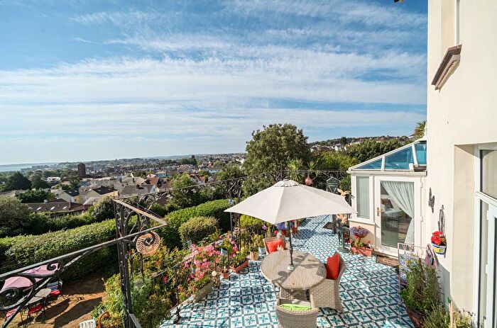 2 Bedroom Flat For Sale In Southfield Road, Paignton, Devon, TQ3