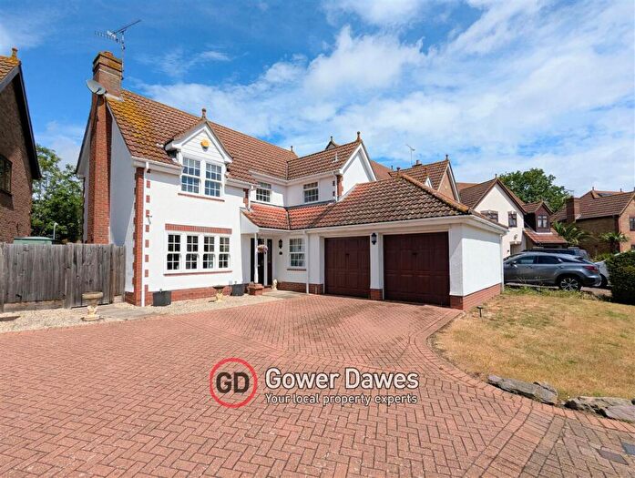 4 Bedroom Detached House For Sale In Bromley, Grays, RM17