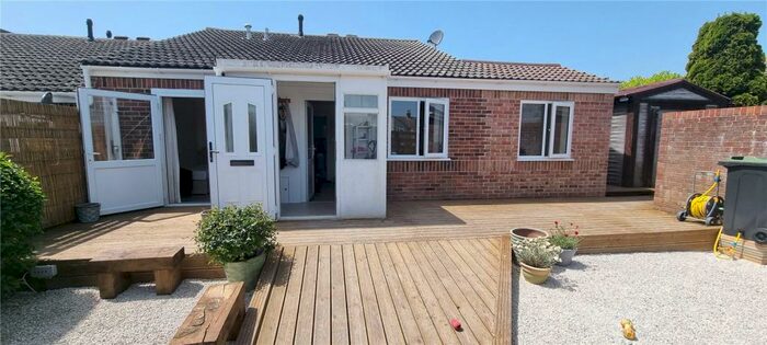 1 Bedroom Apartment To Rent In Montrose Close, Portland, Dorset, DT5