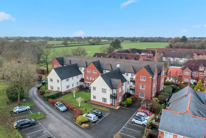 2 Bedroom Flat For Sale In The Beeches, Warford Park, Faulkners Lane, Mobberley, WA16
