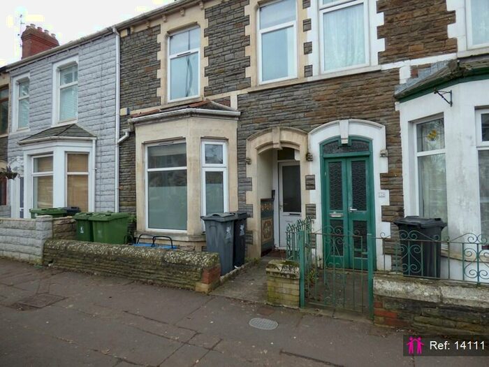 2 Bedroom Apartment To Rent In Corporation Road, Cardiff, CF11