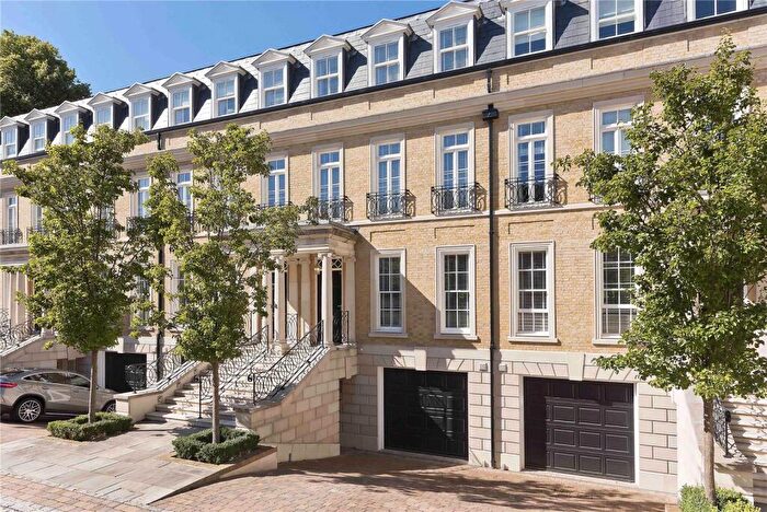 4 Bedroom Terraced House To Rent In Charlotte Terrace, Princess Square, Esher, Surrey, KT10