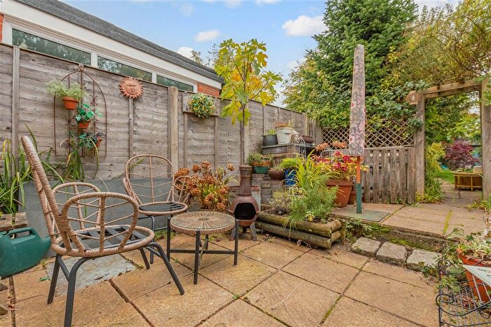 2 Bedroom Terraced House For Sale In School Lane, West Kingsdown, Kent, TN15