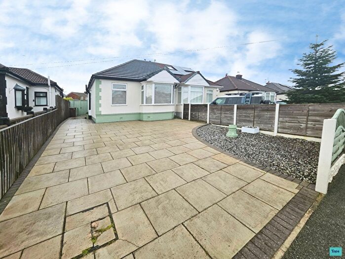 2 Bedroom Bungalow For Sale In Moss Lane, Liverpool, L31