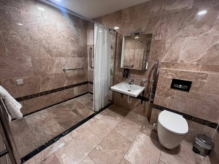 2 Bedroom Flat To Rent In Carlisle Road, Eastbourne, BN21