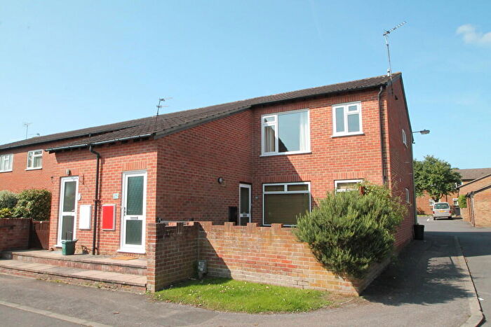 2 Bedroom Apartment To Rent In Abingdon, Oxfordshire, OX14