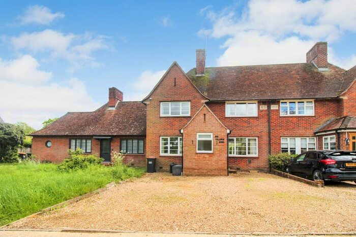 3 Bedroom Terraced House To Rent In Village Road, Bromham, Bedford, MK43