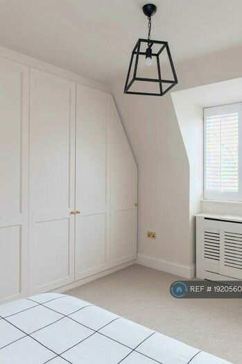 2 Bedroom Flat To Rent In Elm Park Gardens, London, SW10