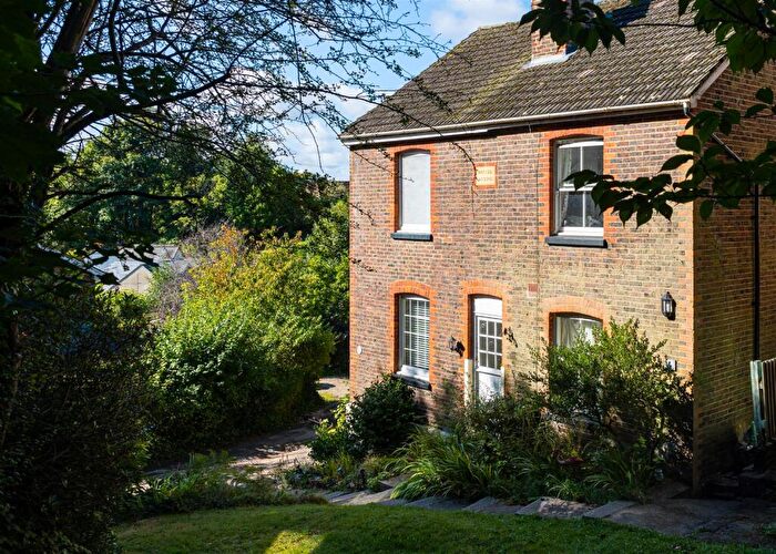 2 Bedroom End Of Terrace House For Sale In Kings Avenue, Redhill, RH1