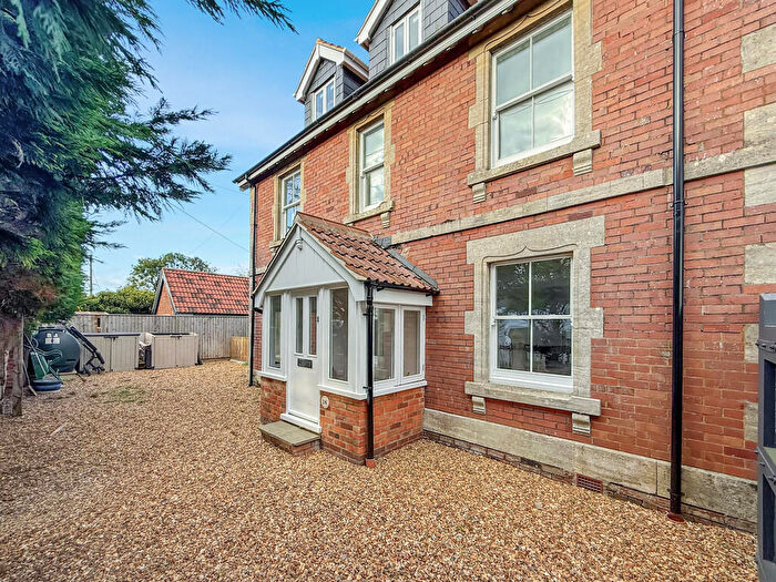 5 Bedroom Detached House To Rent In Westbury Road, Yarnbrook, Trowbridge, BA14