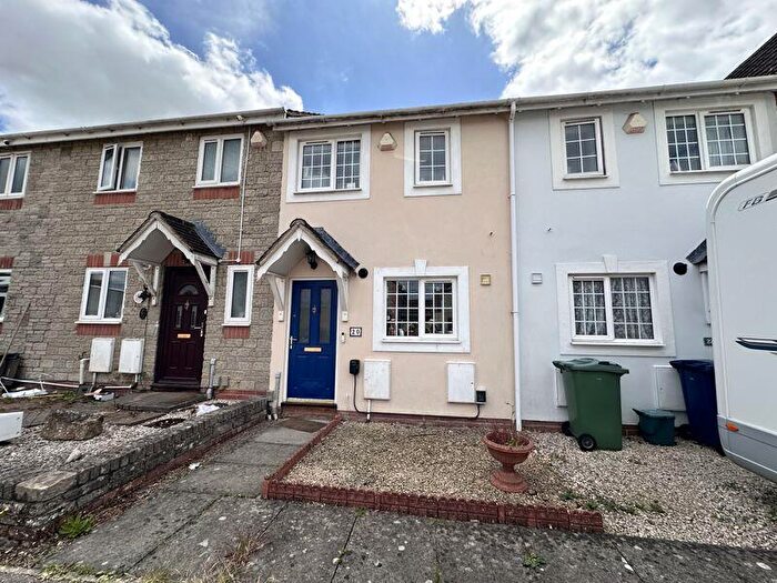 2 Bedroom Terraced House For Sale In Firs Meadow, Oxford, OX4