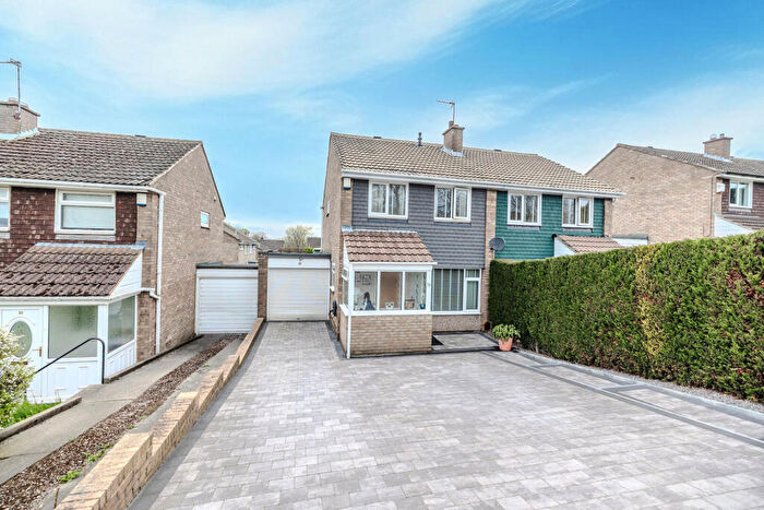 2 Bedroom Semi Detached House For Sale In Coach Road, Throckley, Newcastle Upon Tyne, NE15