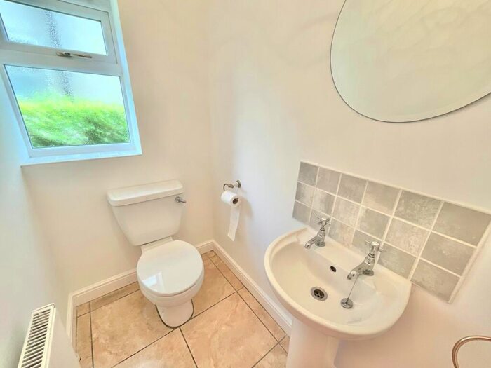 4 Bedroom Detached House For Sale In Chestnut Avenue, Shavington, CW2