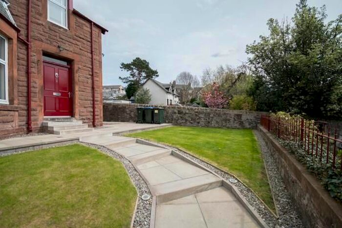 3 Bedroom End Of Terrace House To Rent In Addison Crescent, Crieff, PH7