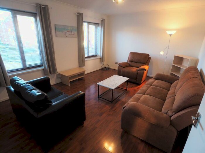 2 Bedroom Apartment To Rent In Ha'penny Bridge Way, Victoria Dock, Hull, HU9