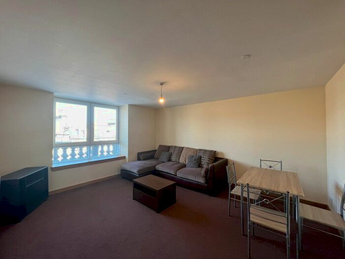2 Bedroom Flat To Rent In Palace Buildings, Coutties Wynd, Dundee, DD1