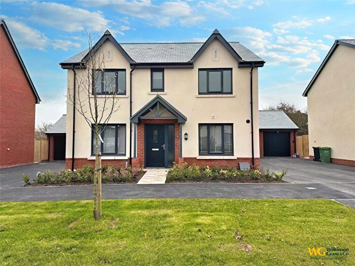 4 Bedroom Detached House To Rent In Topsham, Exeter, EX3