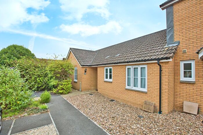 3 Bedroom Terraced Bungalow For Sale In Kingswood Road, Crewkerne, TA18