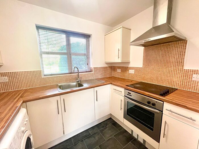 2 Bedroom Flat To Rent In Gressingham Grove, Coventry, CV6