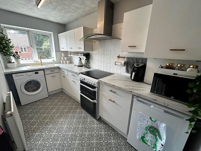 2 Bedroom Apartment To Rent In Ainsdale Close, Fernwood, Newark, NG24