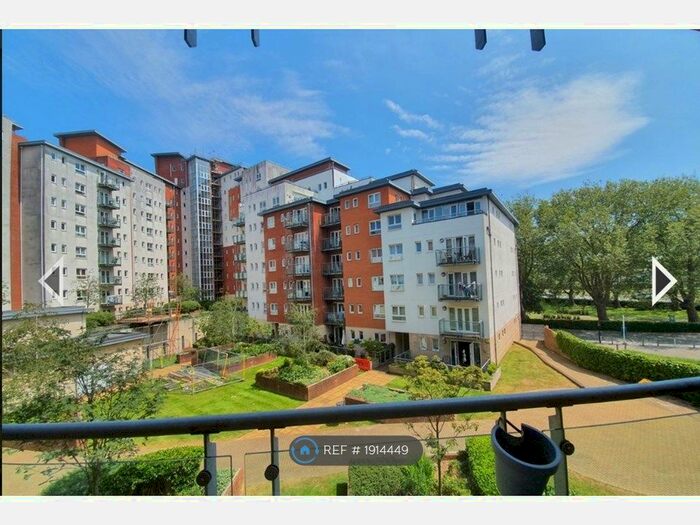 1 Bedroom Flat To Rent In Oceana Boulevard, Southampton, SO14