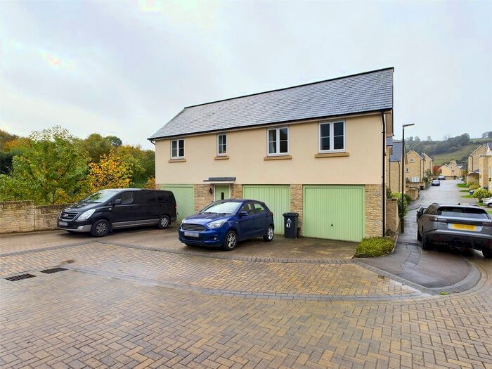 2 Bedroom Flat To Rent In Vicarage Drive, Mitcheldean, Gloucestershire, GL17