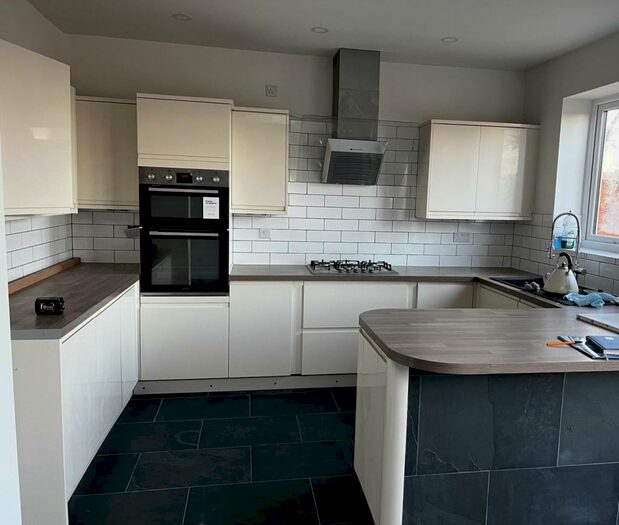 3 Bedroom Semi-Detached House To Rent In Netherton Road, Worksop, S80