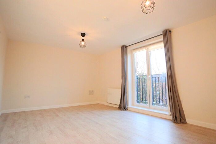 2 Bedroom Flat To Rent In Flaxmill Place, Bonnington, Edinburgh, EH6