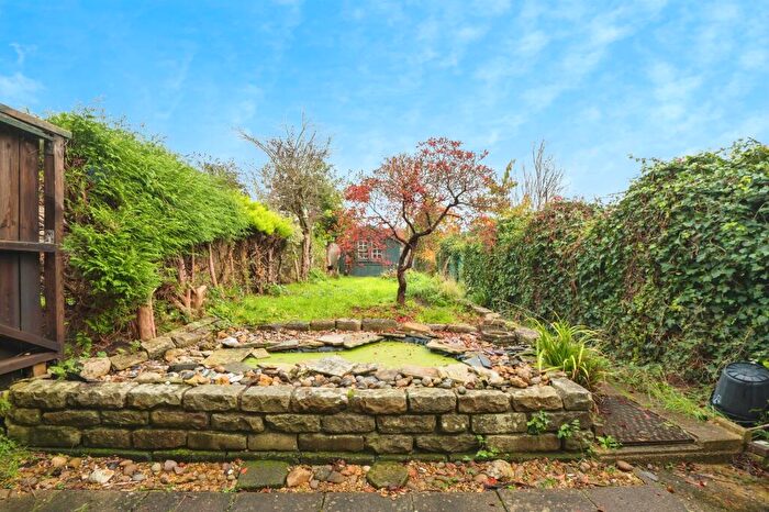 3 Bedroom Terraced House For Sale In Broadlands Road, Southampton, SO17