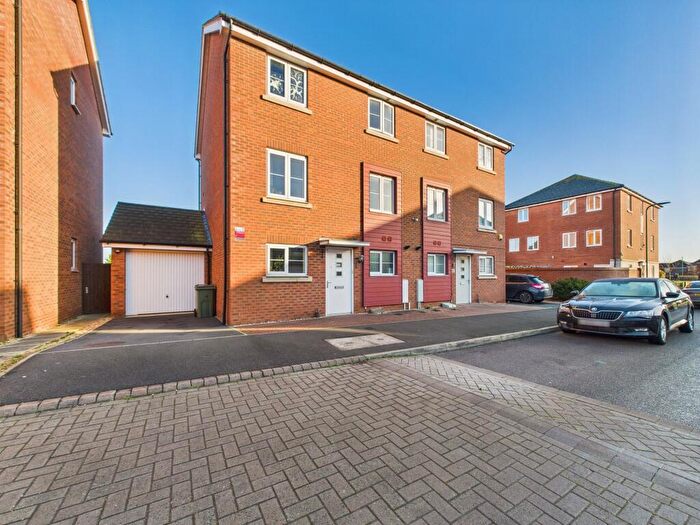 4 Bedroom Semi Detached House For Sale In Lima Way, Peterborough, PE2