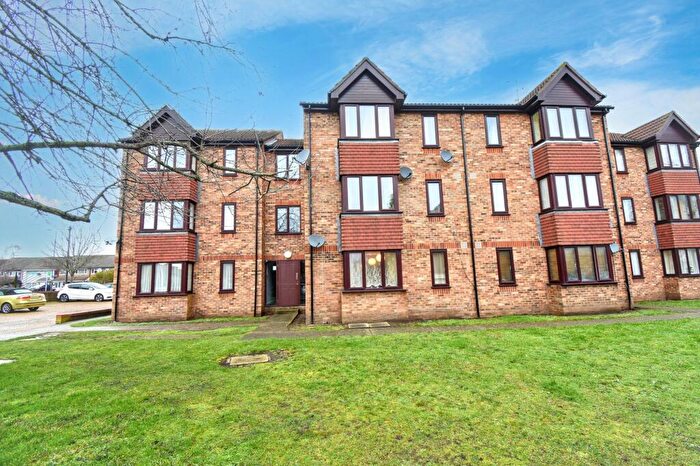 Studio For Sale In Franklin Avenue, Trevose House Franklin Avenue, SL2