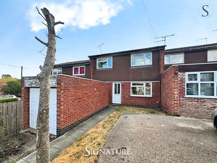 3 Bedroom Terraced House To Rent In Illingworth Road, Leicester, LE5