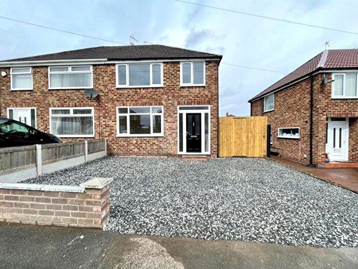 3 Bedroom House To Rent In Teehey Close, Wirral, CH63