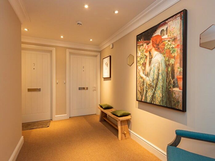 2 Bedroom Retirement Property For Sale In Brunswick House, Lillington Avenue, Leamington Spa, Warwickshire, CV32