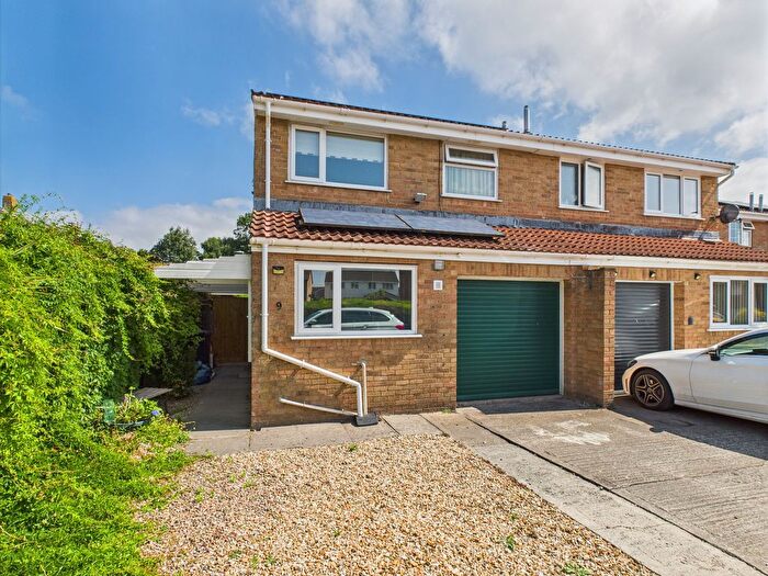 3 Bedroom Semi-Detached House For Sale In St. Marks Court, Bridgwater, TA6