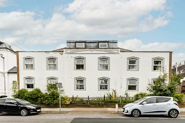 1 Bedroom Flat To Rent In Wagner Mews, Surbiton, KT6