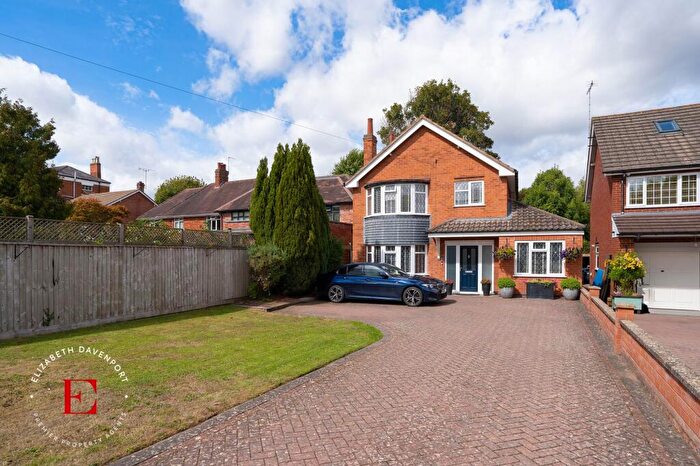 4 Bedroom Detached House For Sale In Clarendon Road, Kenilworth, CV8