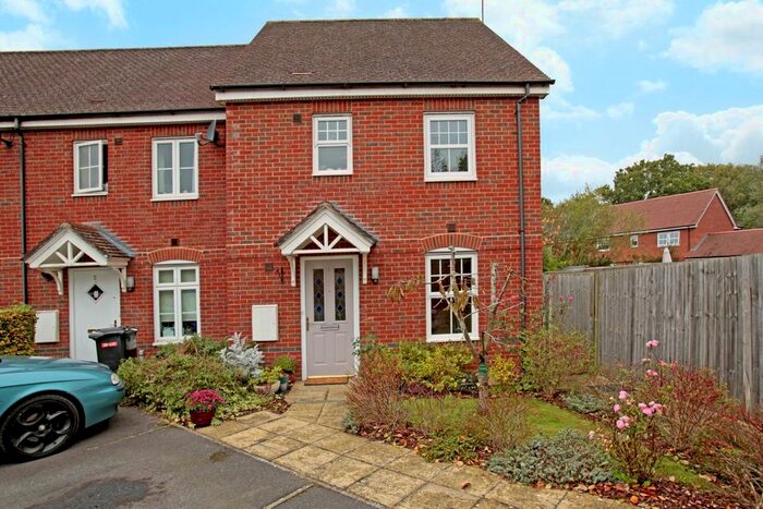 3 Bedroom End Of Terrace House To Rent In Wythe Close, Hermitage, Thatcham, RG18