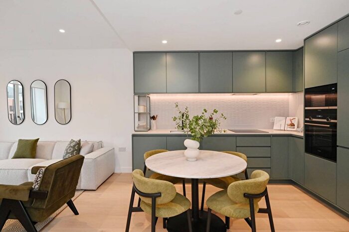 2 Bedroom Flat For Sale In Brent Cross Town, Brent Cross, NW2