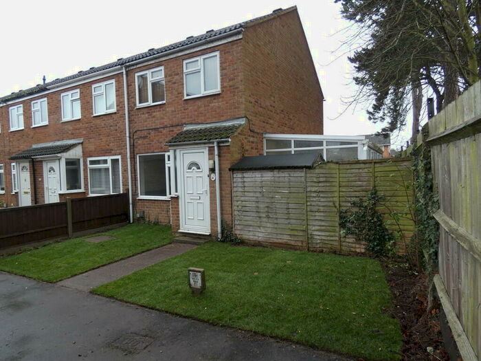 2 Bedroom End Of Terrace House To Rent In Kempston, MK42