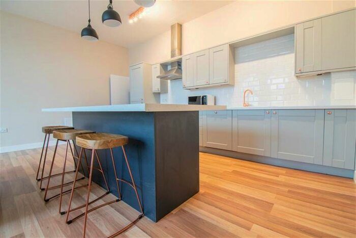 2 Bedroom Apartment To Rent In City Apartments, Newcastle Upon Tyne, NE1